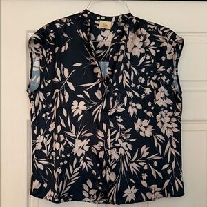 Ellie Tahari Black and Cream Floral Blouse